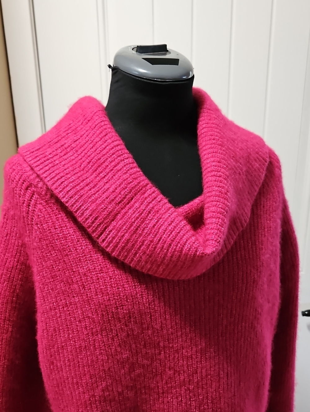 Tahari Pink Merino Wool Blend Cowl Neck Sweater XL - Picture 2 of 13
